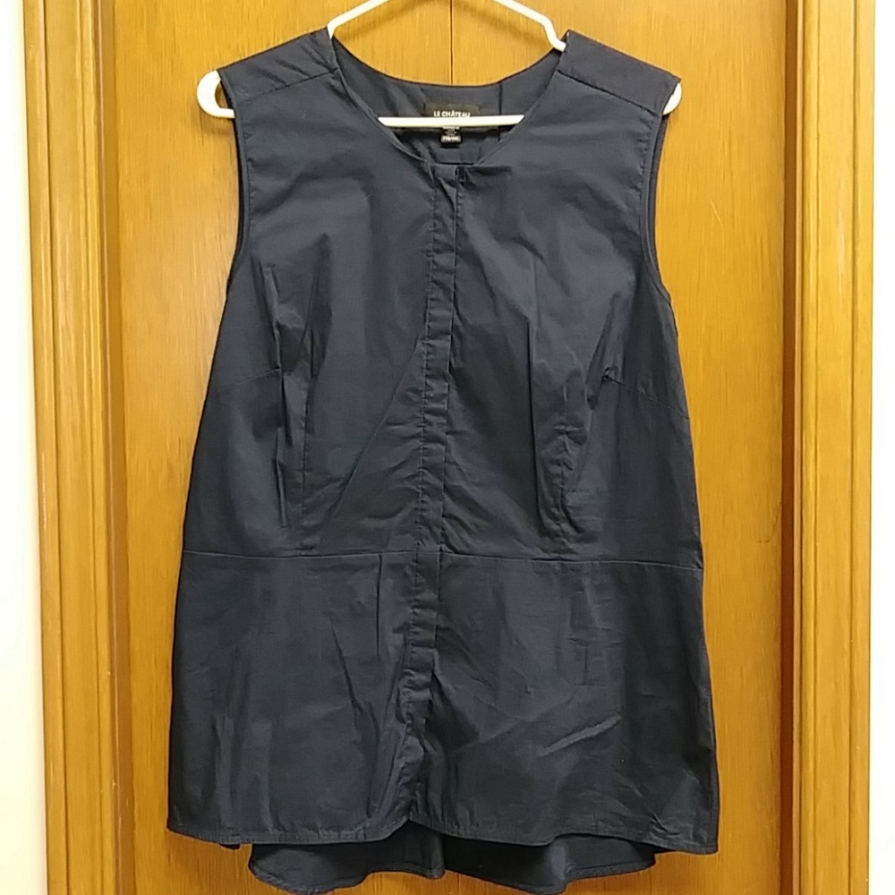 Le Chateau Dark Navy sleeveless blouse